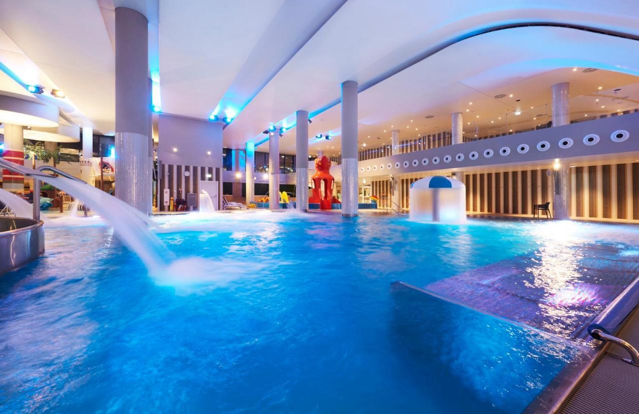 Vacationclub - Baltic Park Fort Apartament E.111 Swinoujscie Bagian luar foto